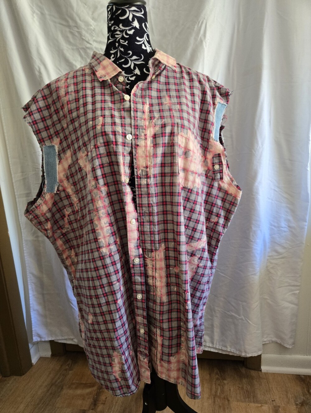 Sleeveless Plaid Button-Up Shirt For Halloween